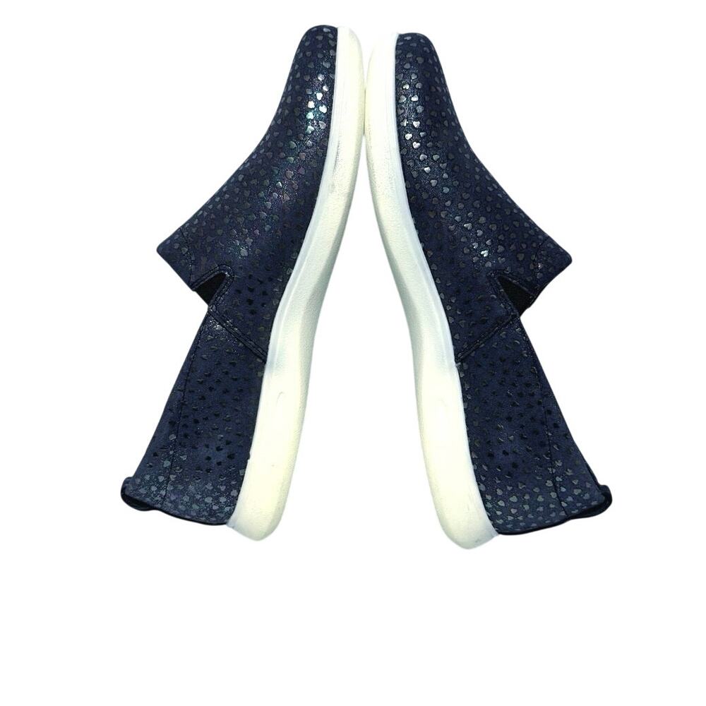 Klogs Women's Leena Slip On Shoes Leather Navy Iridescent Heart Dot Print 11 - Picture 5 of 8
